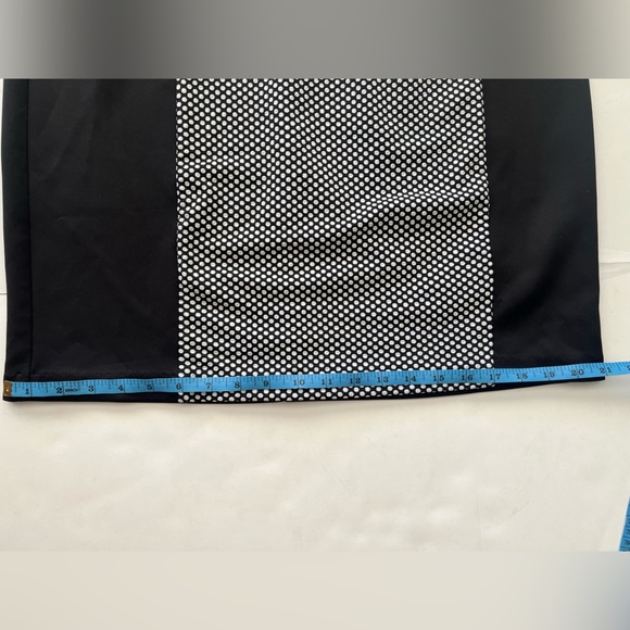 Connected Apparel Black White Dots Sleeveless 14P - Picture 3 of 7